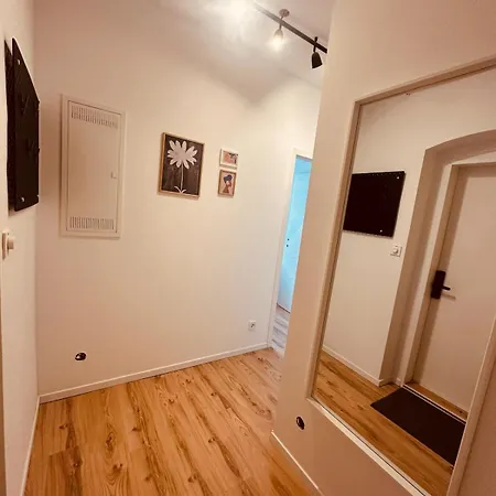 Chloe's 2 * Gloggnitz